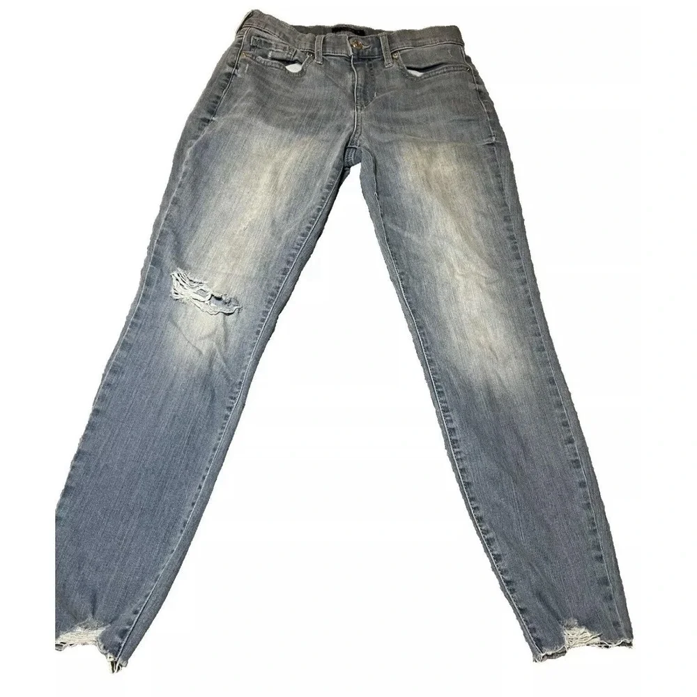 Banana Republic Womens Size 27/4 Petites Skinny Fit Jeans Blue Fashionable Rips - Picture 2 of 13